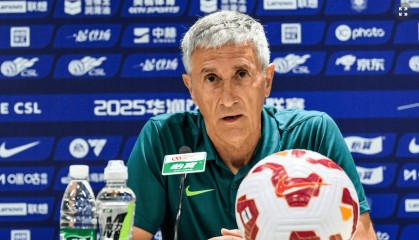 国安主帅花式称赞邵佳一 坦言中超水平超出预期