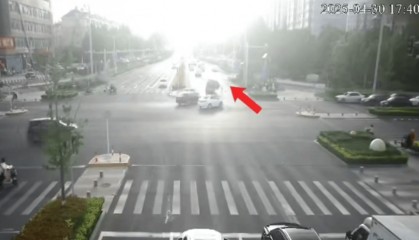 菏泽鲁西新区公安：65秒监控画面，见证菏泽青春力量！