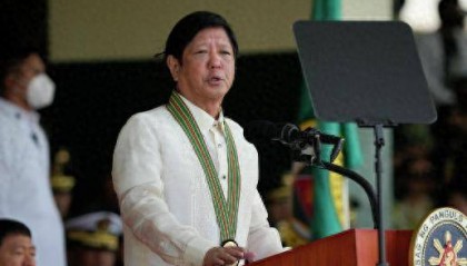 解放军一出动，印度军舰便撤离南海，另一边在钓鱼岛霸气驱逐日本渔船