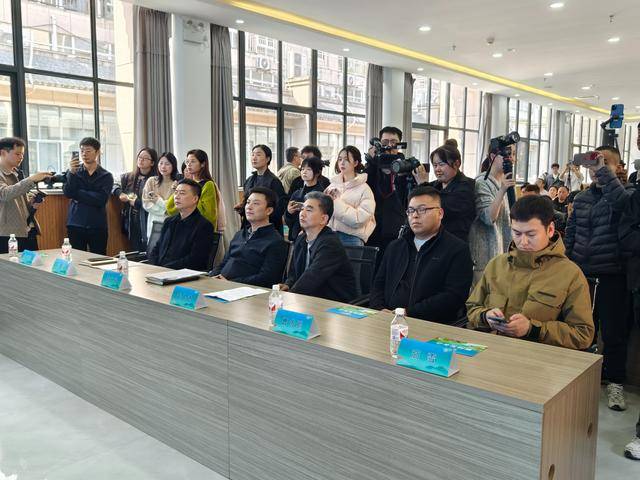 紫阳县召开“开麦吧！茶乡”茶文旅活动新闻发布会