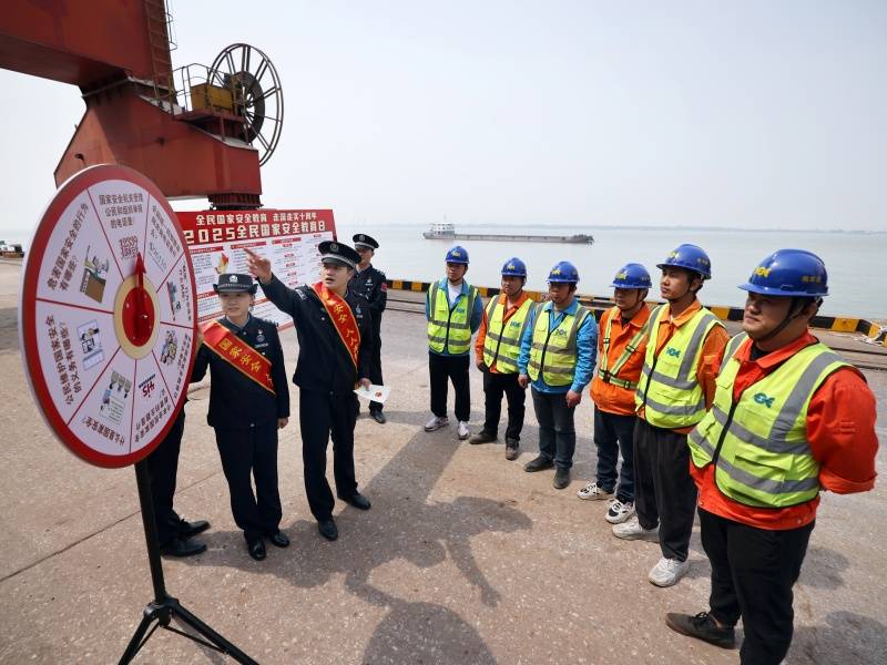 江苏泰州：国家安全教育“零距离”