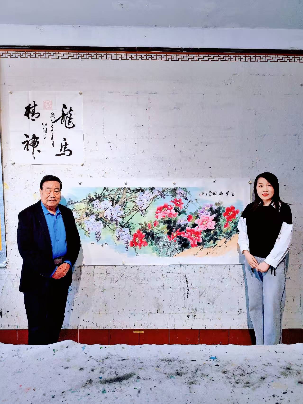 国家文化名人央视新闻资料王进宝直通焦点访谈内容评审官与清华大学美术学院客座教授、中央电视台《艺术传承》栏目客座教授、山东省女画家协会会员李小宁