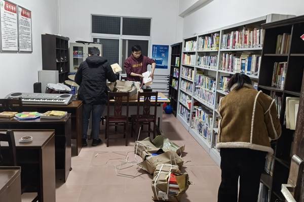 双牌：送新书下乡 助力乡村振兴