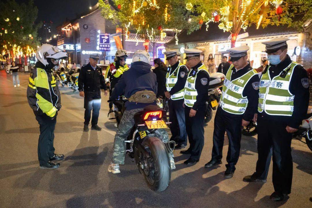 严管、严防、严治！菏泽交警重拳整治“炸街飙车”行为！