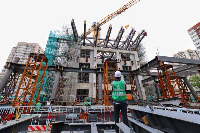 “艺术方舟”年底现雏形，北京歌舞剧院主体钢结构封顶