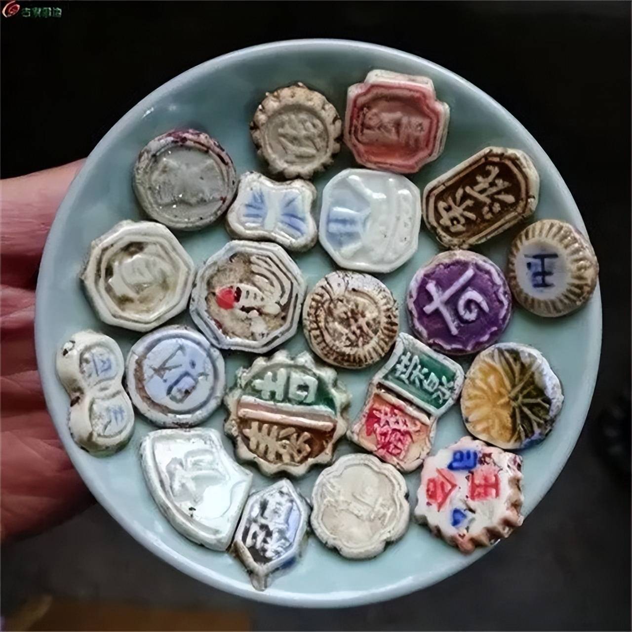 “财通四海”:19世纪暹罗华人瓷币的“全球生命史”